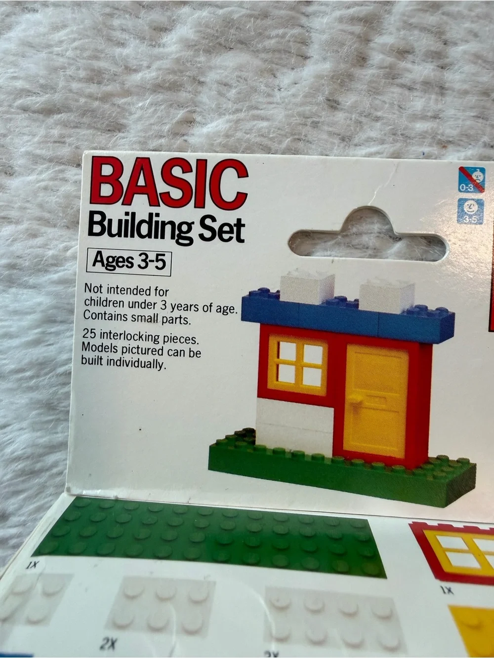 Vintage LEGO Basic Building Set #1588 Special Trial Size Offer 1987 damaged box